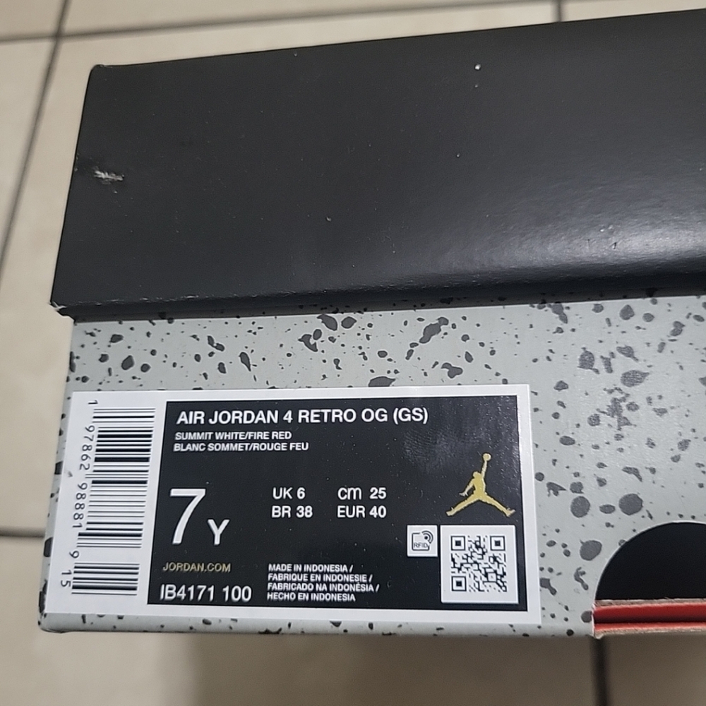 Empty Shoe Box